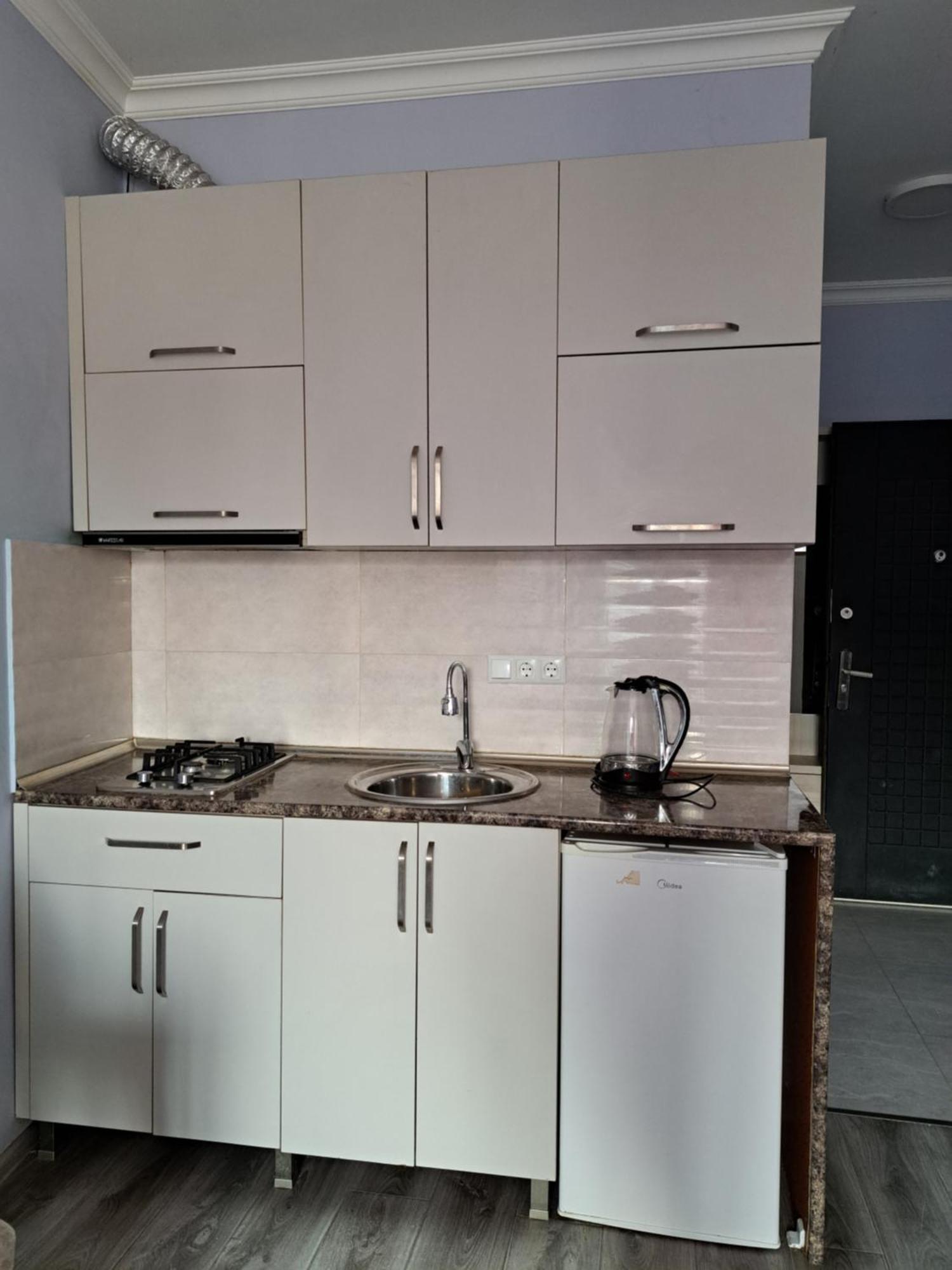 Karvi Hostel & Suites Batum Dış mekan fotoğraf