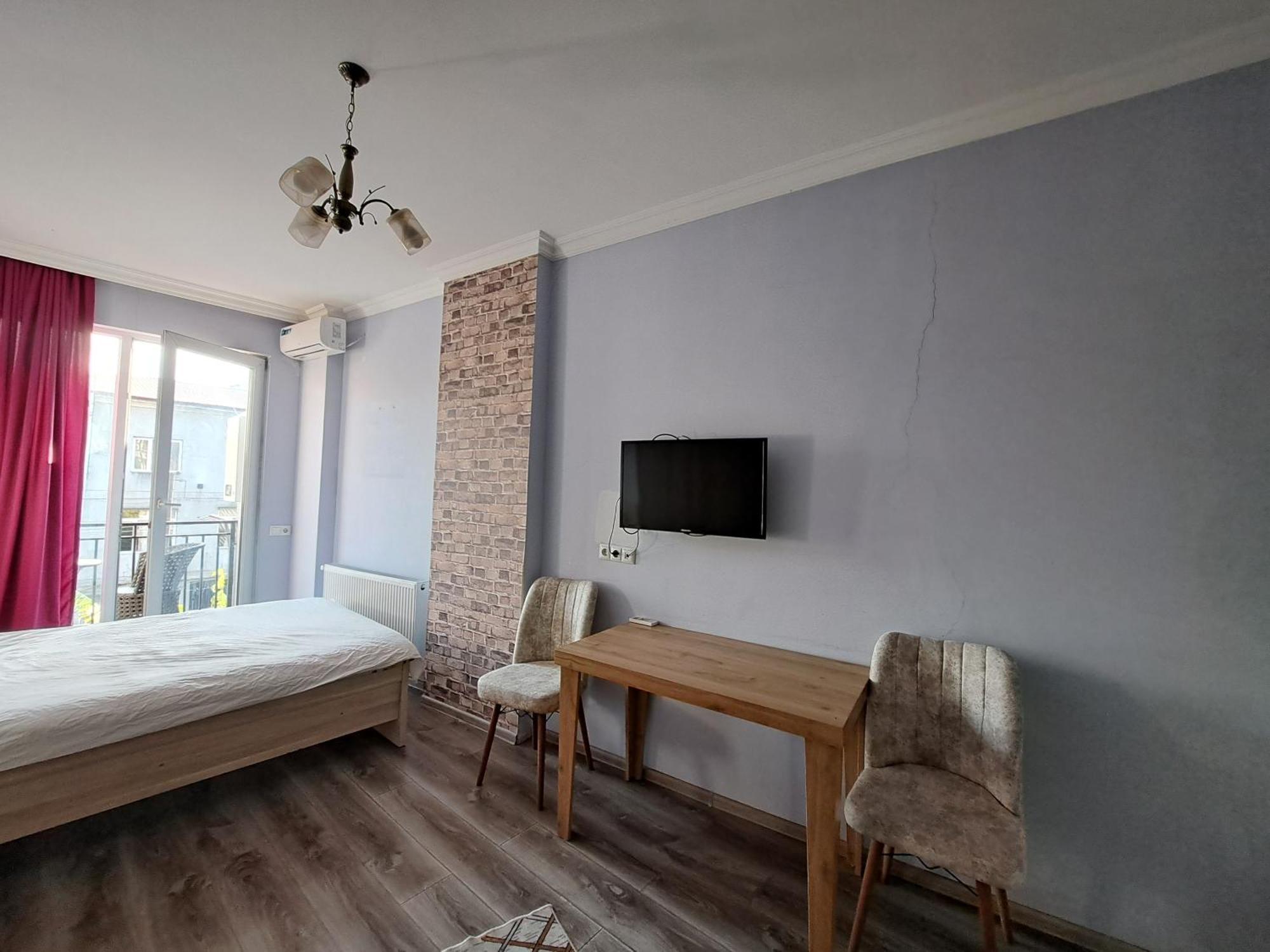 Karvi Hostel & Suites Batum Dış mekan fotoğraf