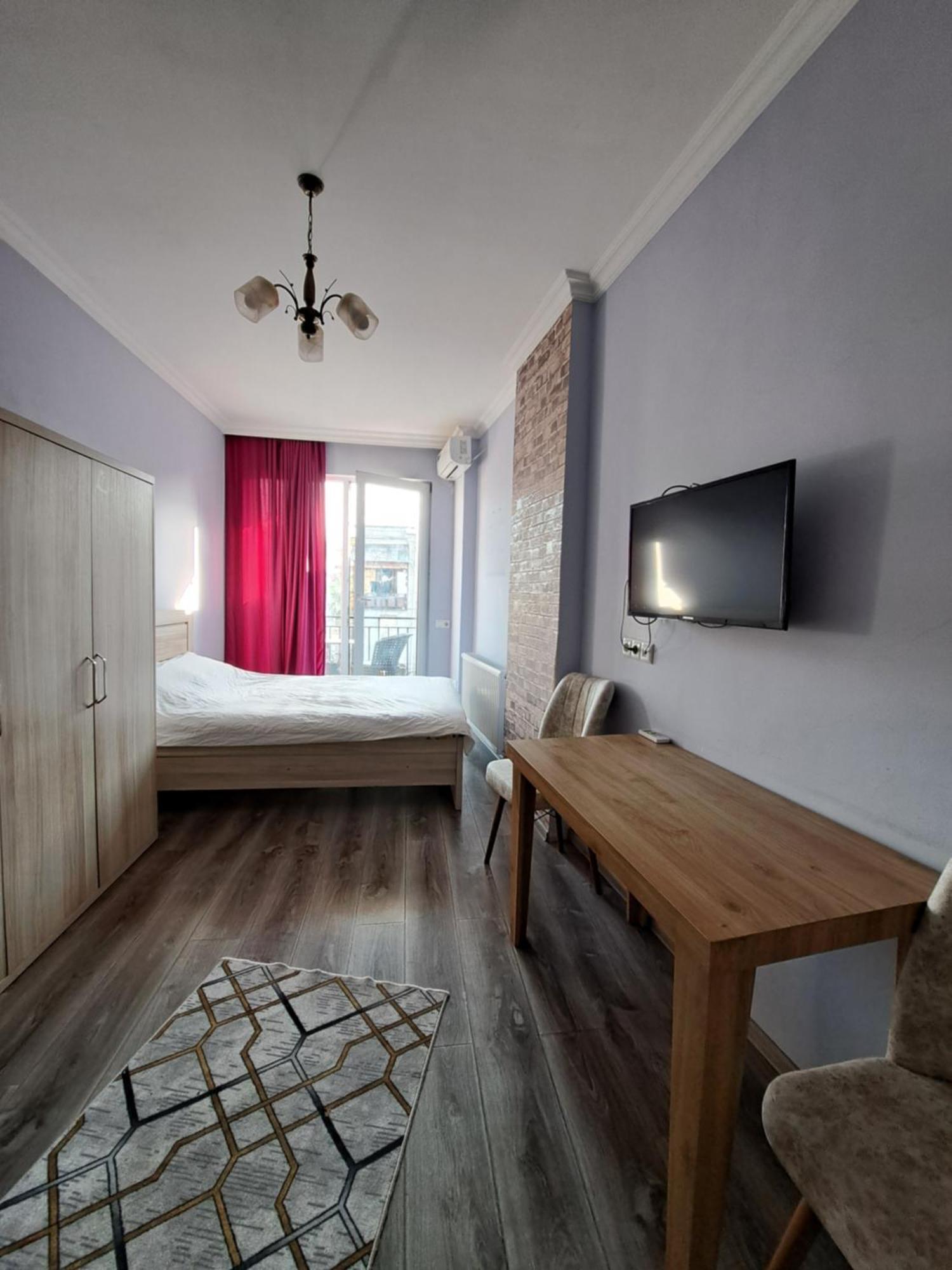 Karvi Hostel & Suites Batum Dış mekan fotoğraf