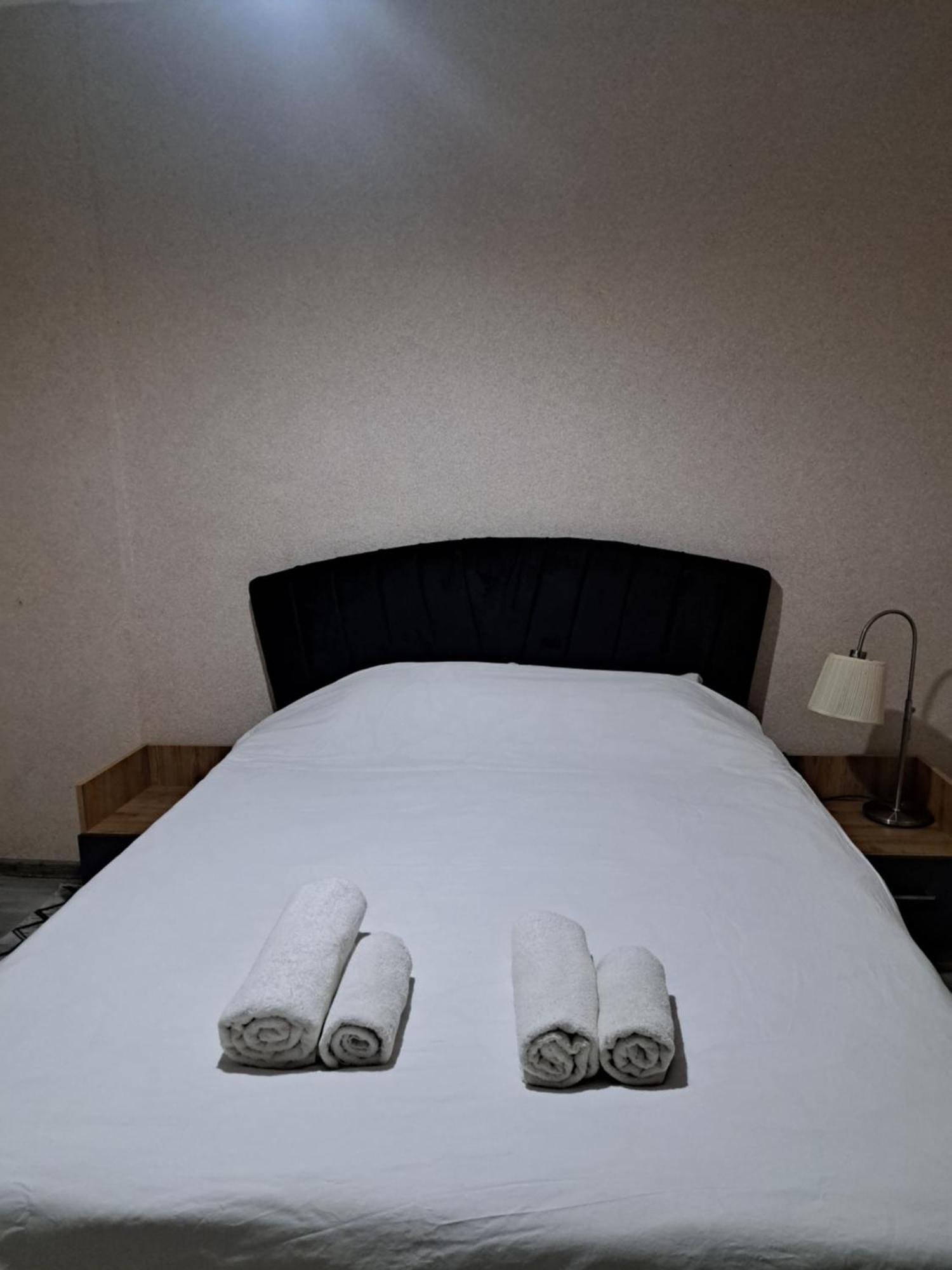 Karvi Hostel & Suites Batum Dış mekan fotoğraf